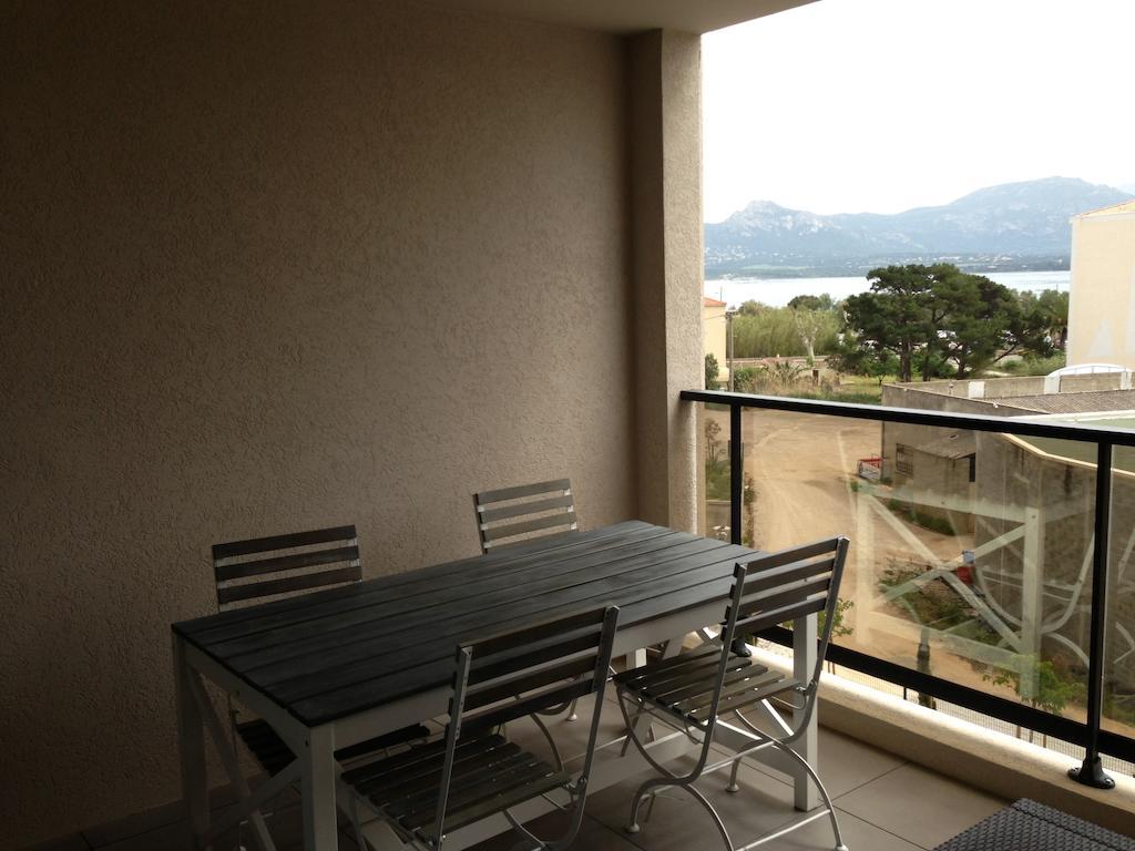 Residence Nayah-Maria Calvi  Szoba fotó